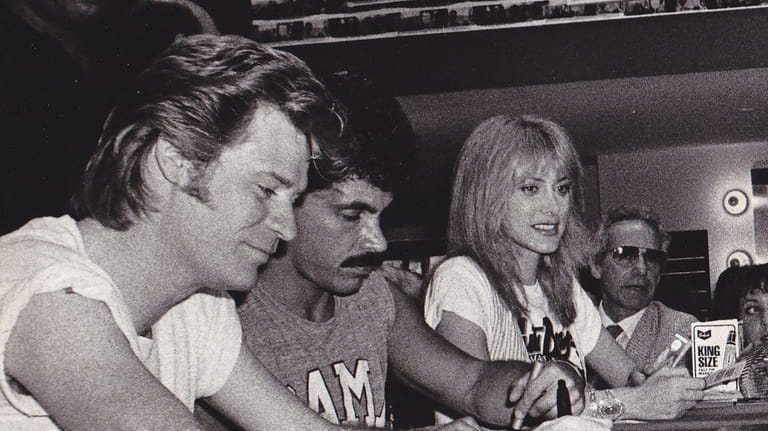DJ Carol Miller with Hall and Oates.