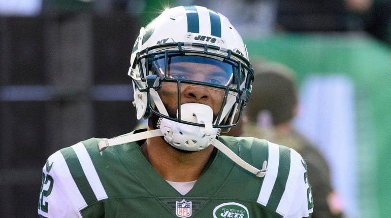 Jets running back Matt Forte retired Wednesday after 10 NFL...