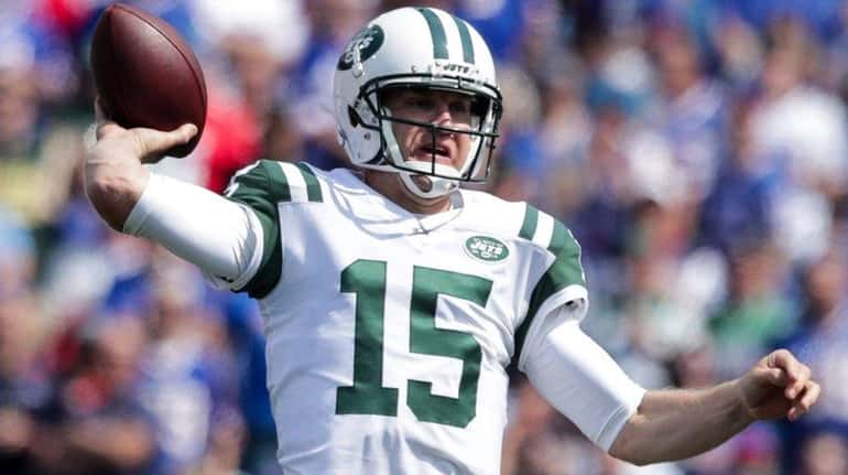 Jets quarterback Josh McCown during the first half against the...