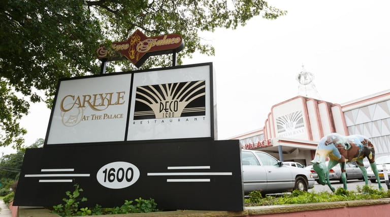 The Carlyle at the Palace in Plainview abruptly shut down...