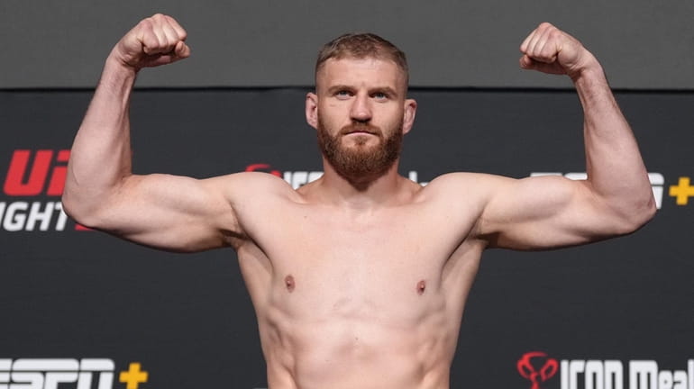 Former UFC light heavyweight champion Jan Blachowicz attempts to reclaim his...