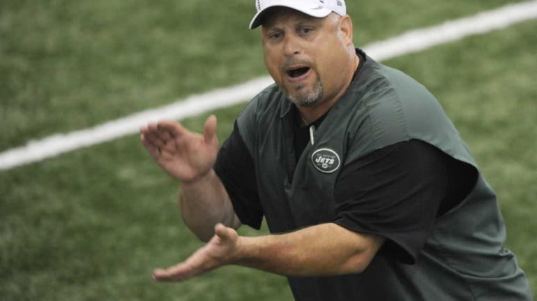 Dave DeGuglielmo, shown here when he was Jets offensive line coach...