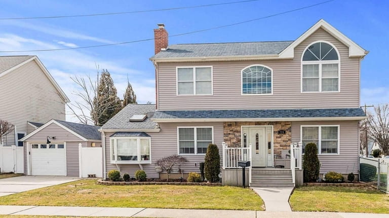 Priced at $689,000 and on Park Avenue in Hicksville, this...