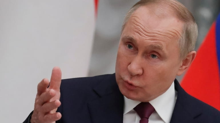 Russian President Vladimir Putin's close ties with Donald Trump made fools...