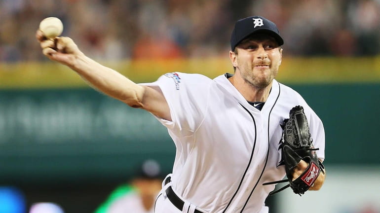 Detroit Tigers pitcher Max Scherzer delivers a pitch in the...