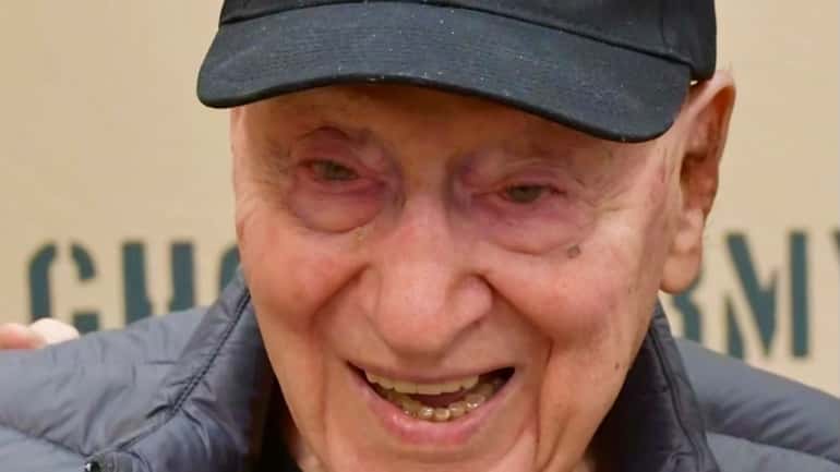 Nicholas Leo, 99, of Brentwood, was a D-Day veteran and...