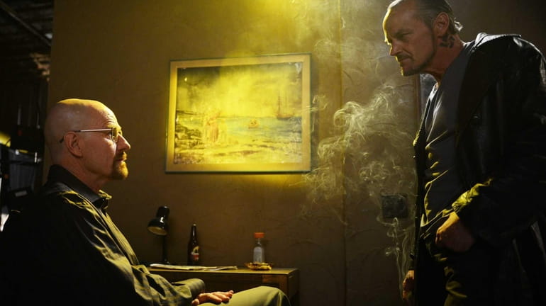 Walter White (Bryan Cranston) and Jack (Michael Bowen) in "Breaking...