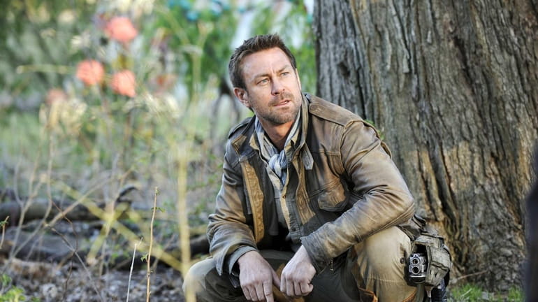 Grant Bowler as Jeb Nolan in Syfy's series "Defiance."