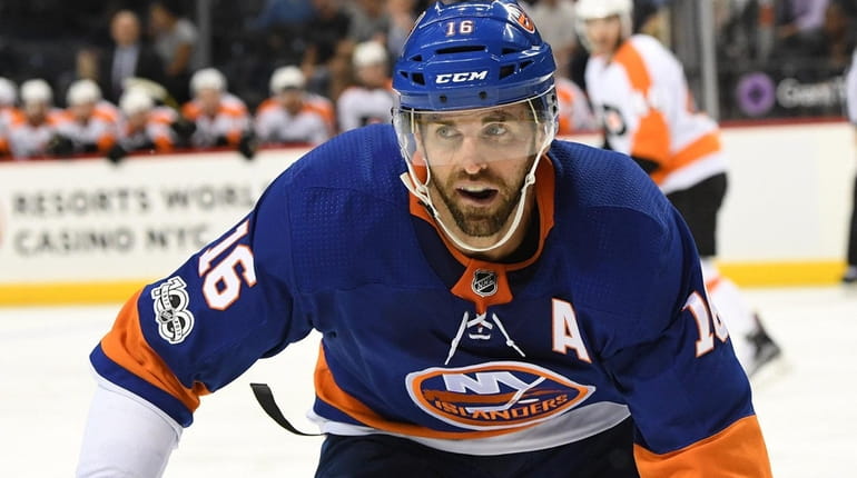 New York Islanders left wing Andrew Ladd skates against the...