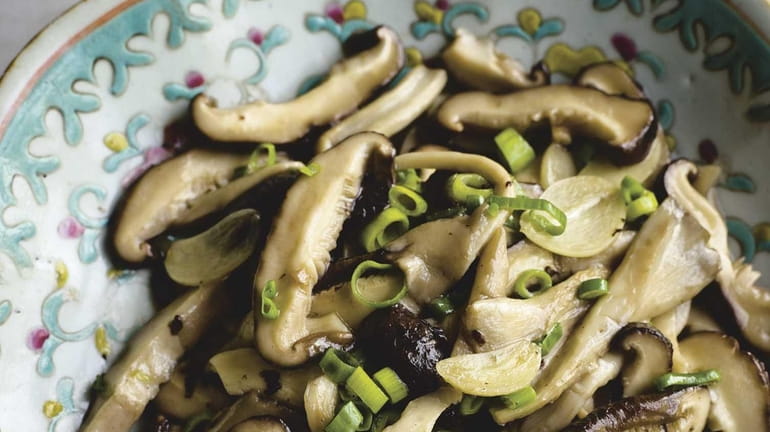 Stir-fried oyster and shiitake mushrooms with garlic, from "very Grain...
