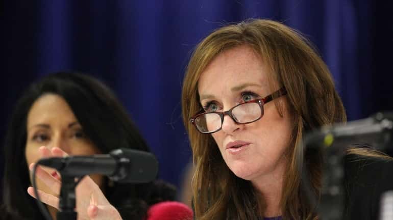 Moreland Commission member Kathleen Rice questions LIPA and National Grid...