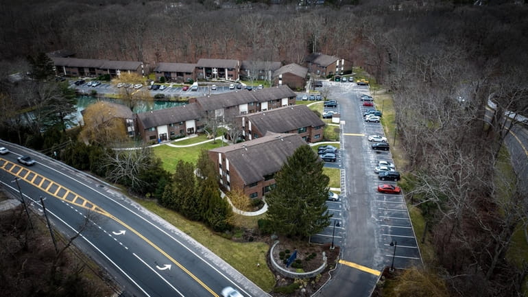 A view of Willow Lake Apartments in Smithtown.
