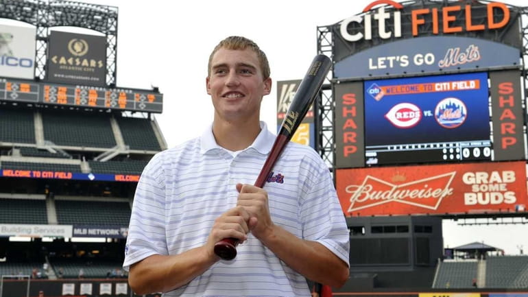 Brandon Nimmo, the New York Mets' first-round draft pick from...