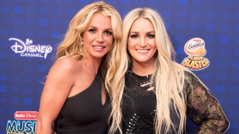 Britney Spears, left, with her younger sister Jamie Lynn Spears.