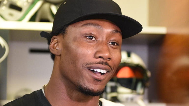 The newest Giant, Brandon Marshall, is hopeful he finally can...
