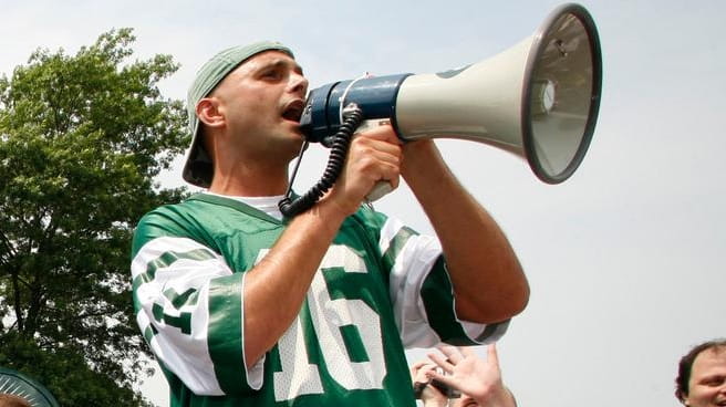 Craig Carton, WFAN morning show co-host, rallies Jets fans at...
