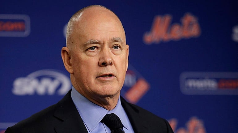 Sandy Alderson speaks at a news conference on Monday, Oct....