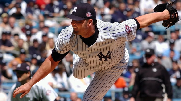 Yankees starting pitcher Roger Clemens against the Tampa Bay Rays...
