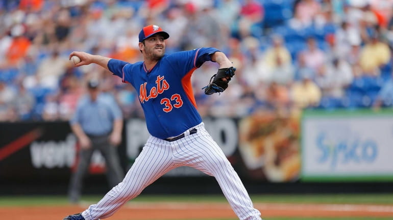 Matt Harvey of the New York Mets pitches during the...