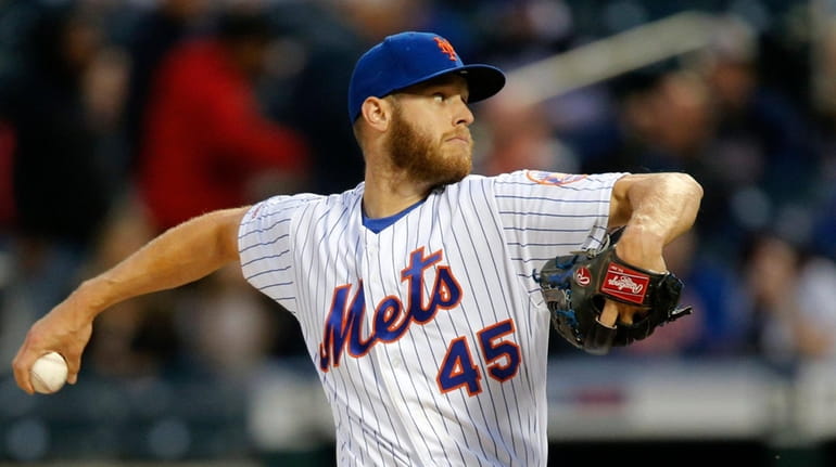 Zack Wheeler pitches during the first inning against the Philadelphia...