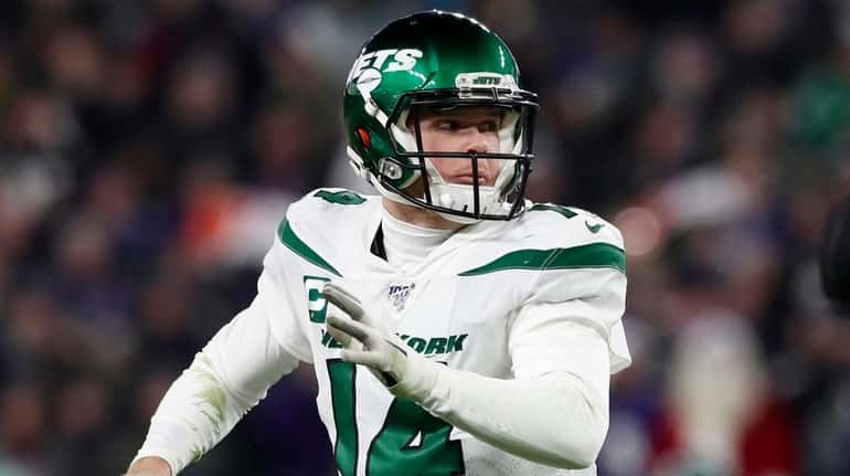 Quarterback Sam Darnold was upset about the Jets' failure to...