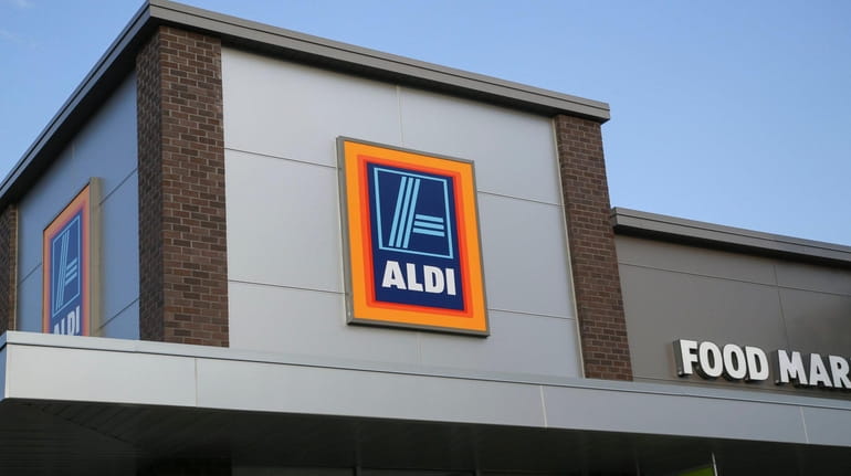Discount grocer Aldi plans to open its first Nassau store,...