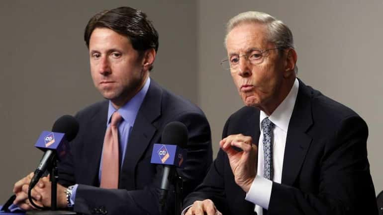 Mets owners Jeff and Fred Wilpon announced Friday they are...