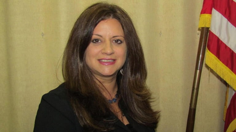Linda Rozzi, superintendent of the Babylon school district.