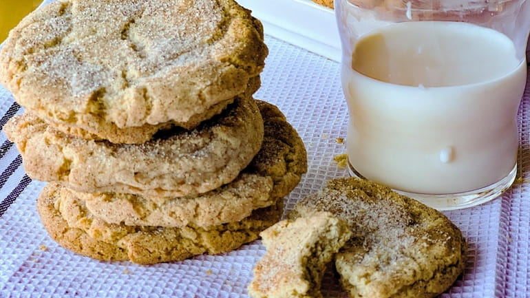 Snickerdoodles: Easy cookies to bake within for the family for...