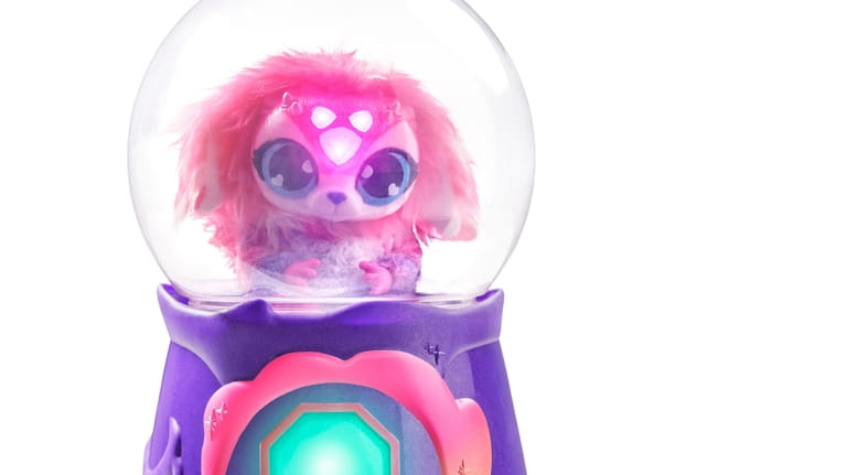 Magic Mixies Magical Crystal Ball, for ages 5 to 8;...