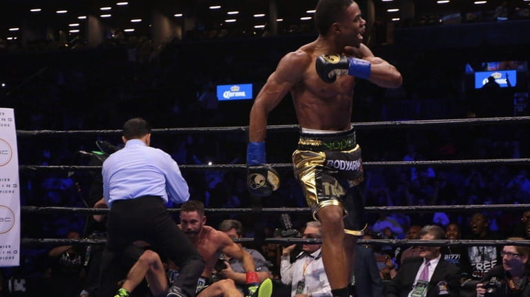 Errol Spence Jr. defeated Chris Algieri by TKO at the...