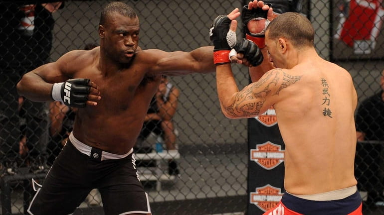 Uriah Hall, left, defeated Dylan Andrews in the Season 17...