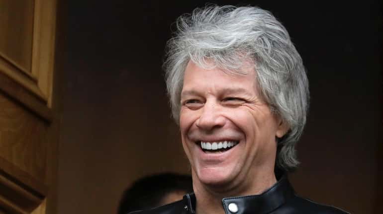 Jon Bon Jovi and his band are shooting a new concert...