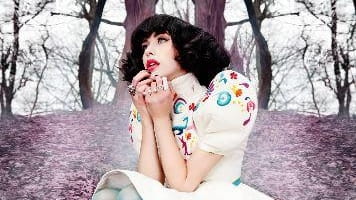 New Zealand's Kimbra steps out on her own after her...