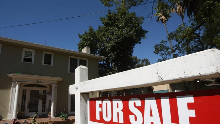 Sales of existing homes fell 27 percent in July 2010....