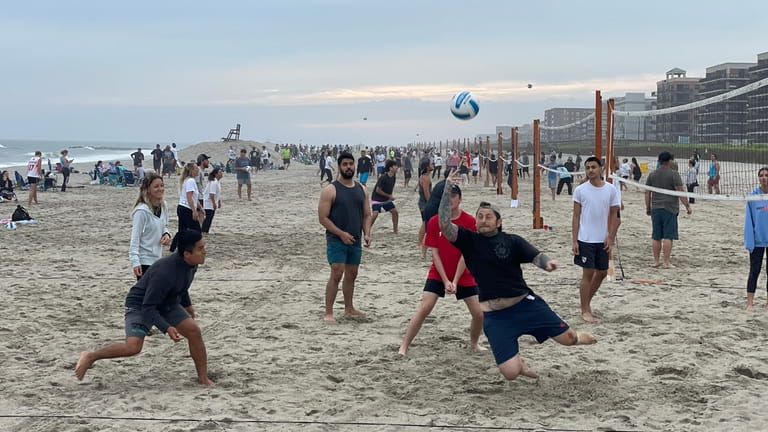 East End Volleyball runs leagues on the beach in Long...