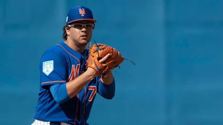 Mets pitcher Anthony Kay sets during a spring training game against...