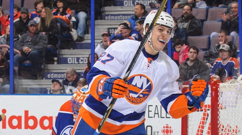 Anders Lee of the Islanders celebrates a goal against the...