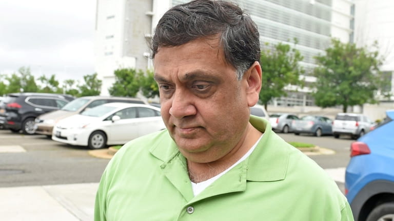 Harendra Singh, star witness in the trial of former Nassau...