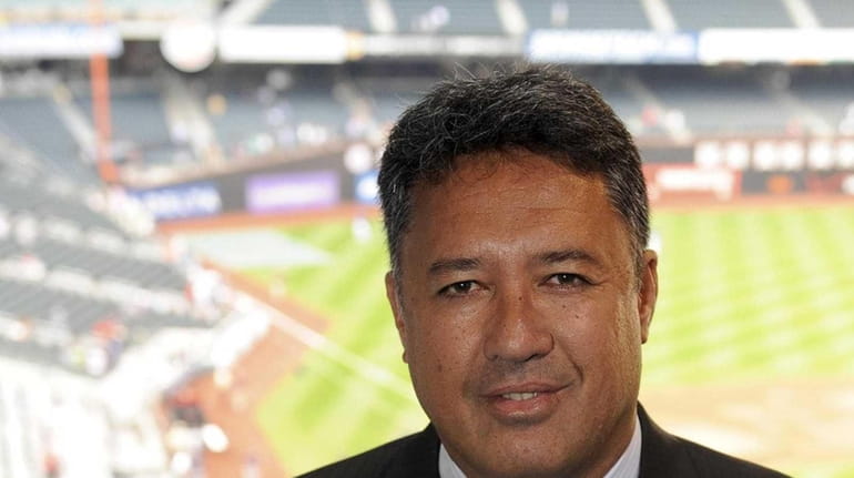 Former major league pitcher and current baseball analyst Ron Darling.