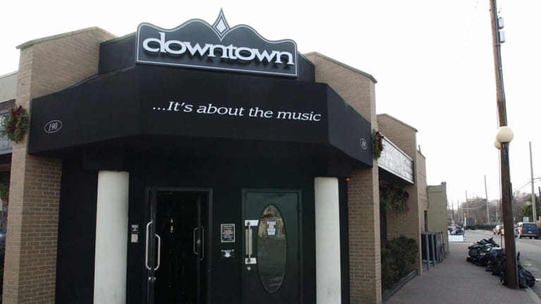 Farmingdale's The Downtown, Long Island's favorite emo club, in 2004.