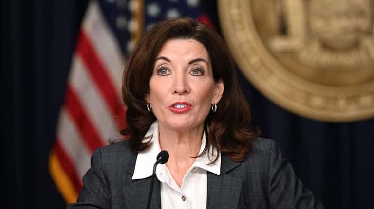 Gov. Kathy Hochul updates New Yorkers on the COVID-19 spread...