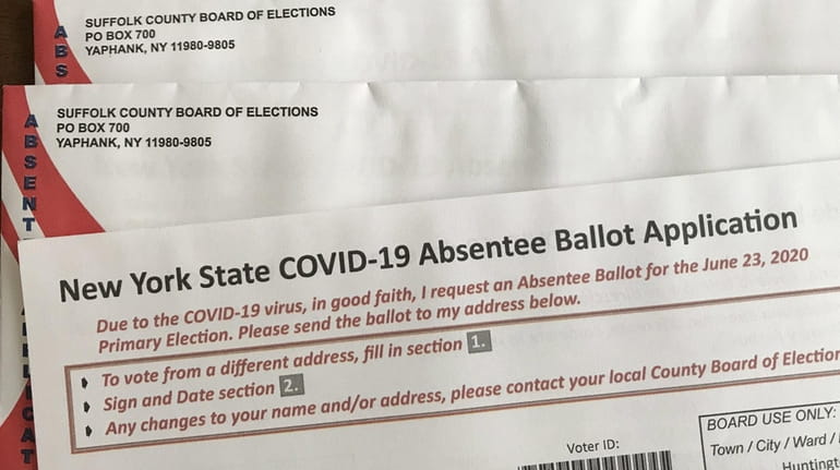 An application for a 2020 absentee ballot for Suffolk County.