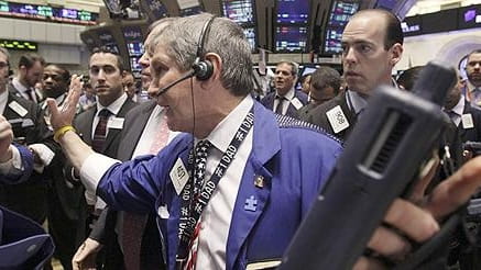 Traders at the NYSE
