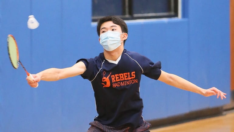 Great Neck's Justin Choi make a play during the Nassau boys...
