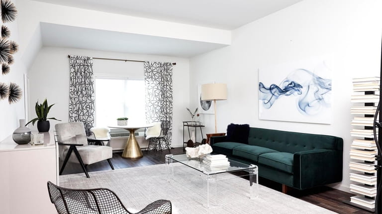This loft-style, 850-square-foot, one-bedroom, one-bath apartment on the second floor...