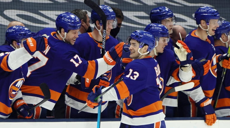 Islanders earn two huge points with shootout win over Capitals - Newsday