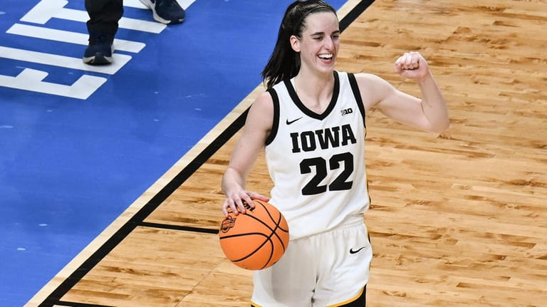 Iowa guard Caitlin Clark (22) reacts as time winds off...