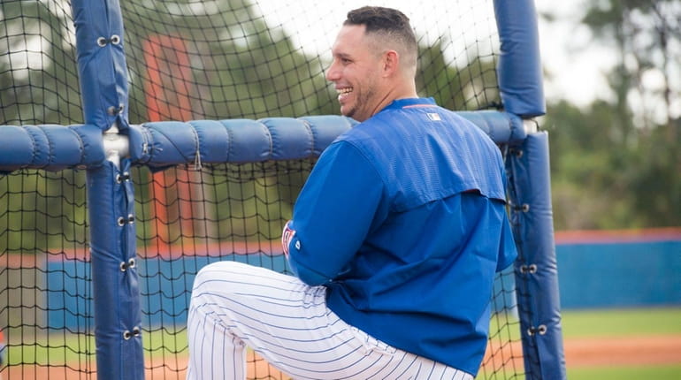 Mets infielder Asdrubal Cabrera gets ready for batting practice during...