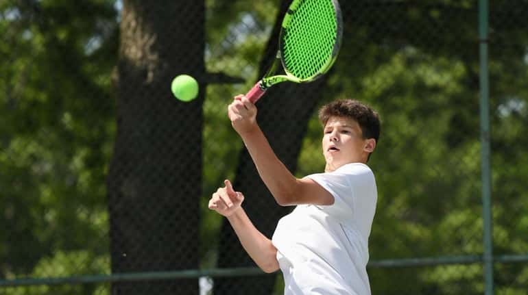 Syosset's Spencer Keschner and his doubles partner Dylan Apfel helped clinch...